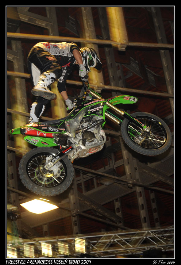 Freestyle_ArenaCross_Brno_09_006.jpg