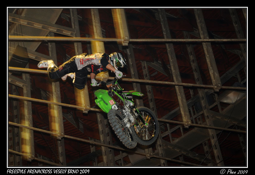 Freestyle_ArenaCross_Brno_09_011.jpg