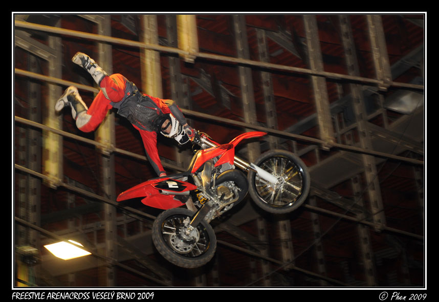 Freestyle_ArenaCross_Brno_09_021.jpg