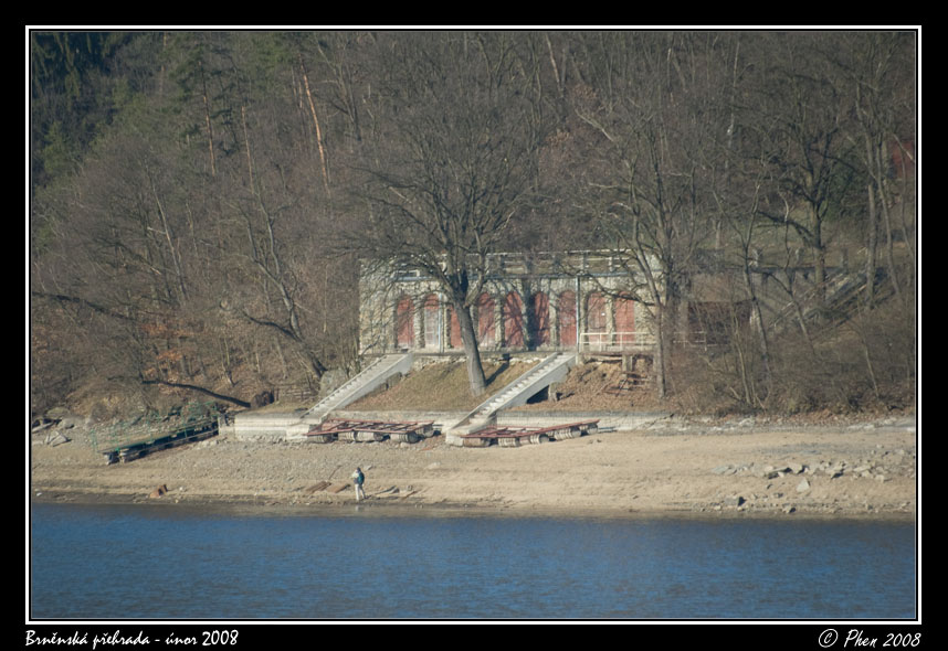 Brnenska_prehrada_unor_2008_056.jpg