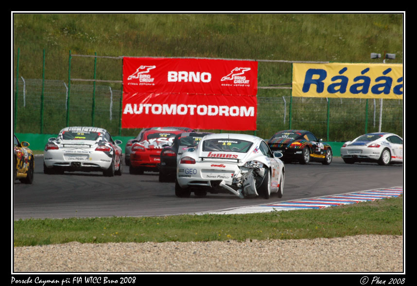 Cayman_Brno_08_011.jpg