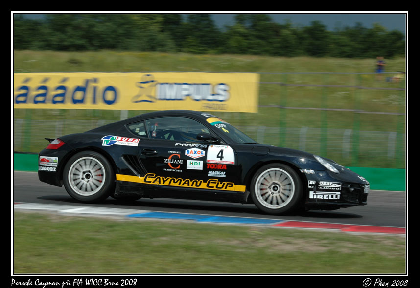 Cayman_Brno_08_015.jpg