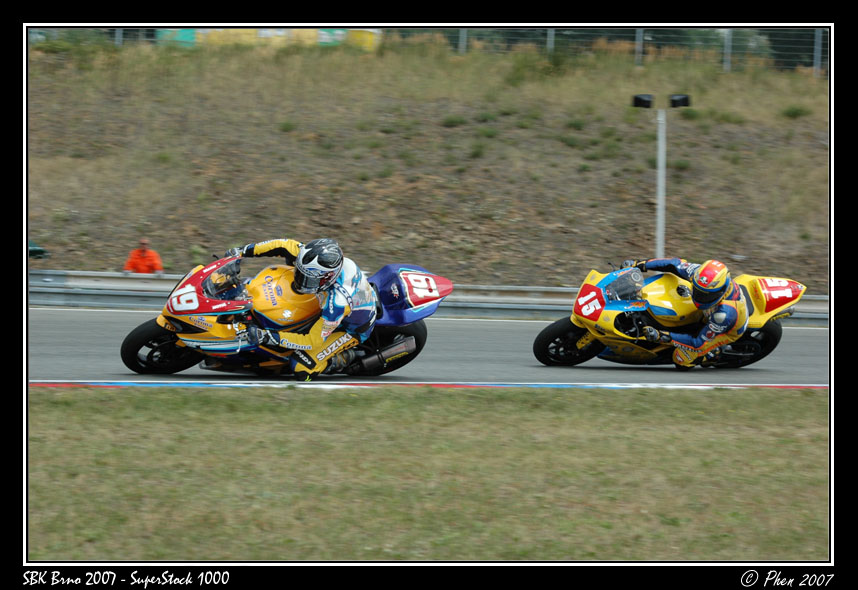 SBK_SuperStock_1000_Brno_07_006.jpg