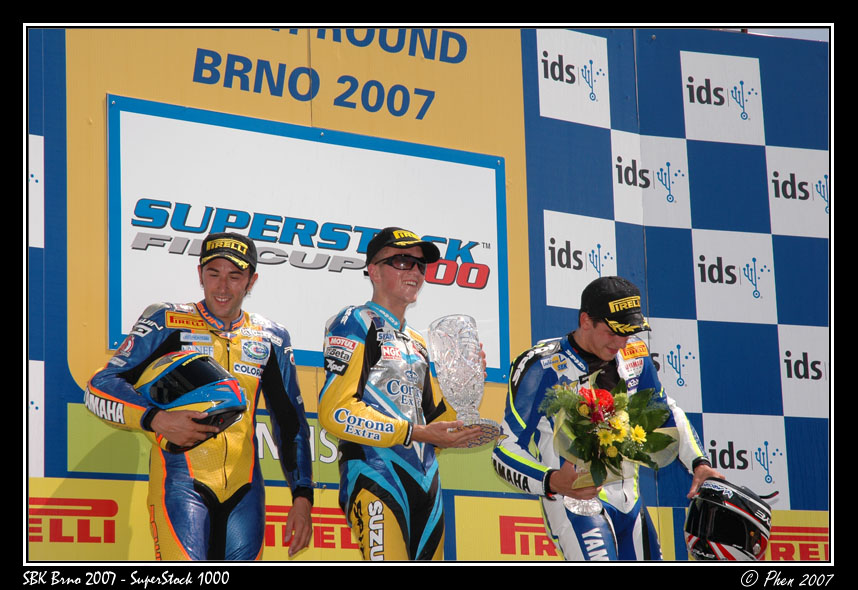 SBK_SuperStock_1000_Brno_07_019.jpg
